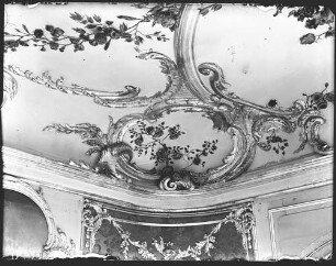 Potsdam, Neues Palais, Wohnung Friedrich II., Schlafzimmer, R.: 212, Nordostecke der Decke.