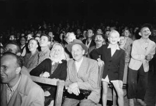 Besucher der Zirkusshow