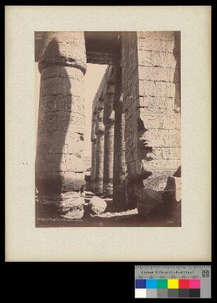 KARNAK. Gd. Temple. Intr de la Salle Hypostyle. Colonnade.
