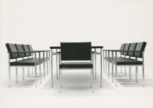 Tisch "Mod. 31 / 71" und Sessel "Mod. 1 / 14" von Ernst Moeckl