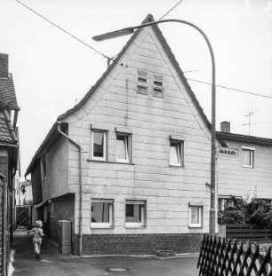 Fachwerkwohnhaus; Seligenstadt, Bachgasse 1 (vorm. Jakobstraße 2)