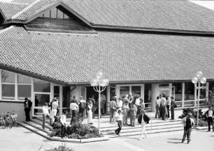 32. Tagung 1982 Physiker; Maikäferrede: Inselhalle Außenansichten