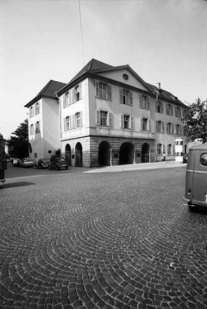 Freiburg i. Br.: Ehemaliges Breisacher Tor mit Basler Versicherungsgesellschaft