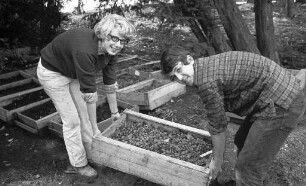 Neue Ausbildung "Gartenbauzeichner" beim städtischen Gartenbauamt Karlsruhe.