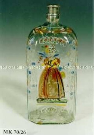 Flasche mit Zinnschraubverschluss, Emailmalerei: Frau in Tracht des 18. Jahrhunderts