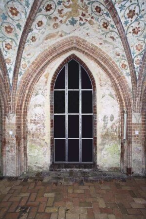 Könige des Alten Testaments, Propheten und Apostel unter Baldachinen — Fragmente zweier Propheten des Alten Testaments unter Baldachinen