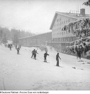 Wintersport (Skilaufen)
