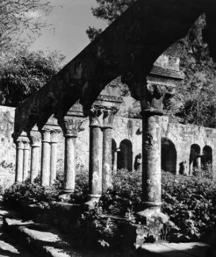 Daoulas. Ehemalige Augustinerabtei. Kreuzgang (1176/1200)