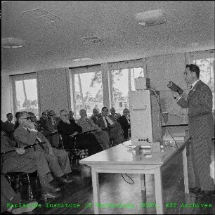 Besuch des Finanzausschusses des Landtages von Baden-Württemberg am Kernforschungszentrum Karlsruhe (KfK) (?)