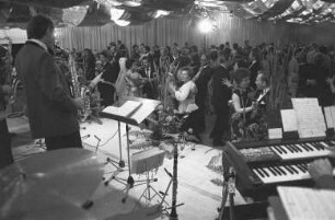 Sommerball der Gesellschaft der Freunde des Badischen Staatstheaters in der Nancyhalle