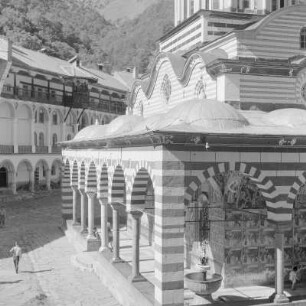 Das Kloster des heiligen Iwan von Rila, ein orthodoxes Kloster im Rila-Gebirge im südwestlichen Bulgarien