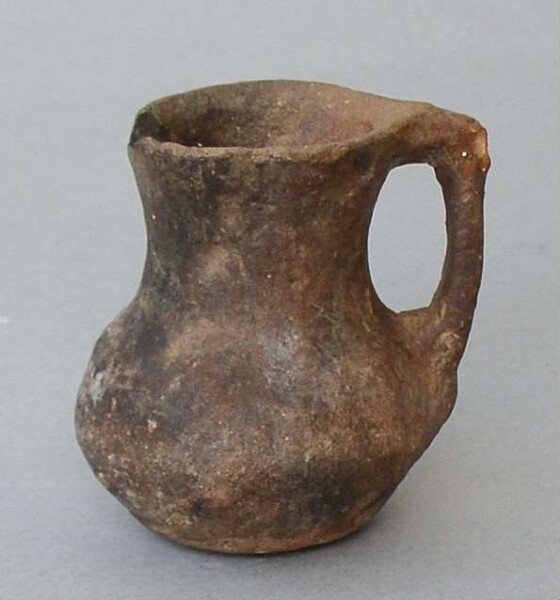 Clay vessel