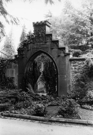 von Nordeck zur Rabenau; Darmstadt, Alter Darmstädter Friedhof I Mauer 7, (Rückseite III Mauer 184)