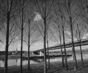 Archivfotografie "neckar_obrigheim_5990"