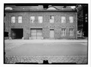 Potsdam, Gutenbergstraße. Wohnhaus (18. Jh.). Straßenfront