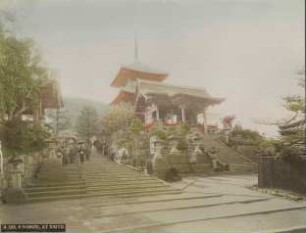 Aufgang zum Kiyomizu-dera