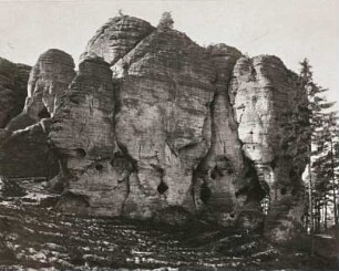 Elbsandsteingebirge. Nordböhmen. Tyssaer Wände (Tyské steny), "Indischer Elefant" (Slon)