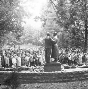Denkmal im Park