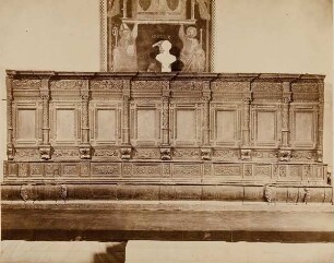 Pistoia - Scanno del Secolo XVI nel Palazzo del Comune