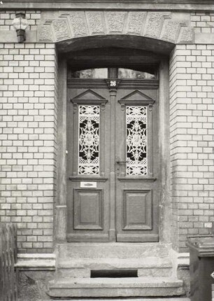 Markersbach, Wohnhaus, Portal : Markersbach (Kreis Schwarzenbach), Wohnhaus, Annaberger Straße 26, Portal mit Treppenaufgang