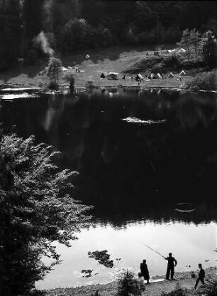Von oben auf den nonnenmattweiher bei Neuenweg