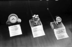 Basel: Astronauten-Uhr