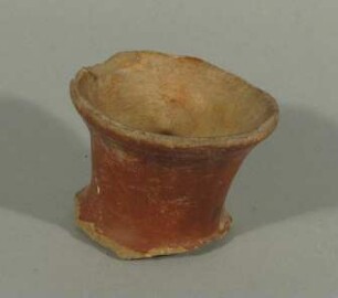 Fragment eines Tongefäßes