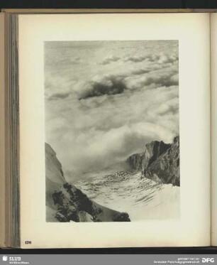 Wolkenmeer über dem Guggigletscher (Jungfraugebiet)