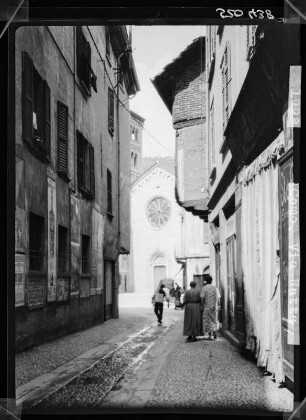 Como, Via Natta