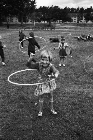 Ferienerholung für Kinder im Waldheim der Arbeiterwohlfahrt.