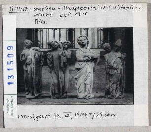 Mainz, Diözesanmuseum: Statuen vom Hauptportal der Liebfrauenkirche