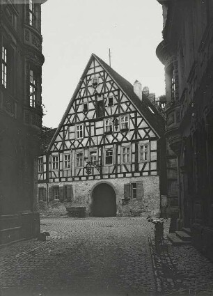 Marktbreit, Gasthaus "Zum Löwen" : Marktbreit. Gasthof zum Löwen. Straßenansicht
