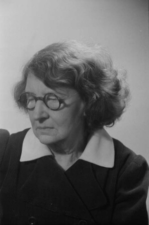 Porträt der Schriftstellerin Lu Märten : Porträt von Lu Märten