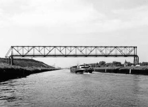 Zerstörte Emscher-Lippe-Rohrbrücke/Dortmund-Ems-Kanal