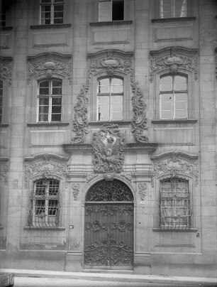 Ehemaliges Stadtarchiv & Rathausehrenhalle