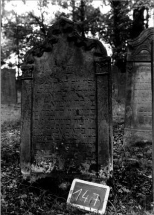 Grabstein 147 [Nir S. 108 Nr. 11.14]