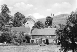 Obercunnersdorf-Kottmarsdorf. Ortsansicht mit Burkmühle, Ansichtskarte