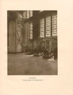 Kesselhaus. Wasserreiniger mit Dampfpumpen