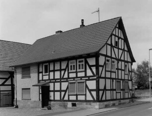 Fachwerkwohnhaus; Alsfeld, Kasseler Straße 14
