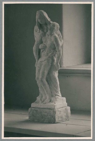 Pietà, Entwurf für Grabkapelle Thyssen, 1926, Gips