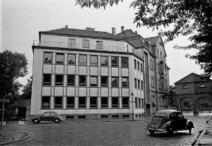 Einweihung des neuen Verwaltungsgebäudes des Unfallversicherungsverbands in der Weberstraße 9.