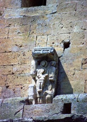 Reliefschmuck — Madonna mit Kind