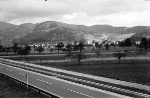 Buchholz: Umgehungsstraße und Blick zum Kandel