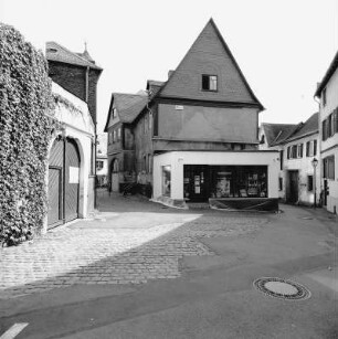 Oestrich-Winkel, Markt 12a
