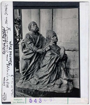 Köln: Dom, Grabmal Erzbischofs Dietrich von Mörs, Stiftergruppe mit Petrus
