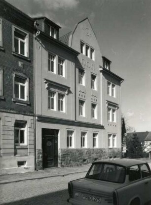 Neustadt in Sachsen, Dr.-Wilhelm-Külz-Straße 8. Wohnhaus (um 1905/1910)