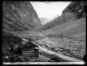 Im Norangtal: Engpass