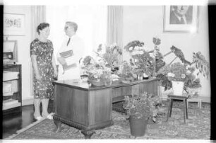 Kleinbildnegativ: Dr. Sapia, Poliklinik-Direktor, 1967