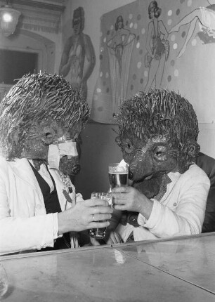 Bad-Schandau-Prossen. Schifferfastnacht, Feier im Innenraum