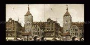 Weißer Turm, Torturm der vorletzten Stadtbefestigung, mit Barbakane am Ludwigsplatz, Nürnberg